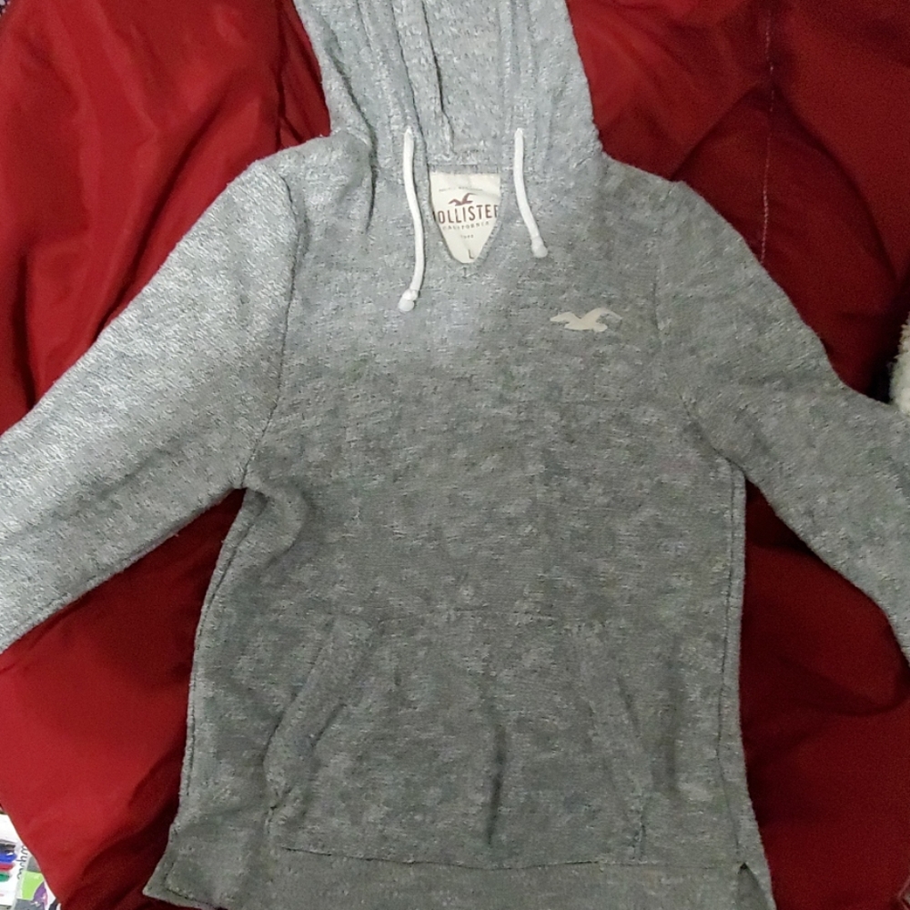 Grey sweater